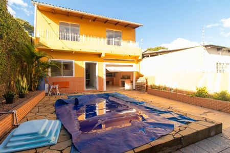 Casa para alugar com 112m², 2 quartos e sem vagaQuintal