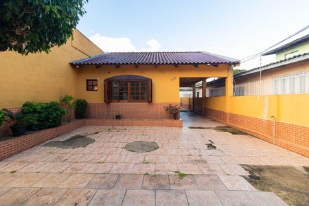 Casa para alugar com 112m², 2 quartos e sem vagaFachada