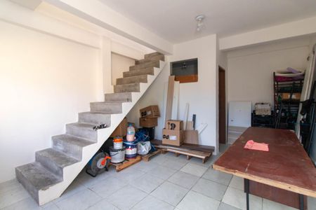 Casa para alugar com 112m², 2 quartos e sem vagaEdícula