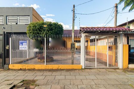 Casa para alugar com 112m², 2 quartos e sem vagaFachada