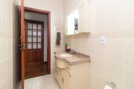 Casa para alugar com 112m², 2 quartos e sem vagaBanheiro social