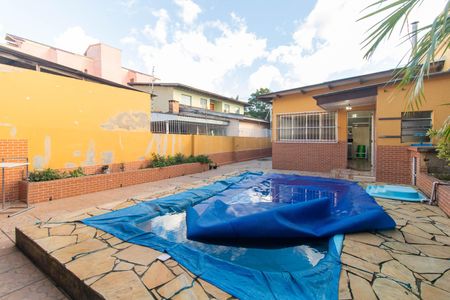 Casa para alugar com 112m², 2 quartos e sem vagaQuintal