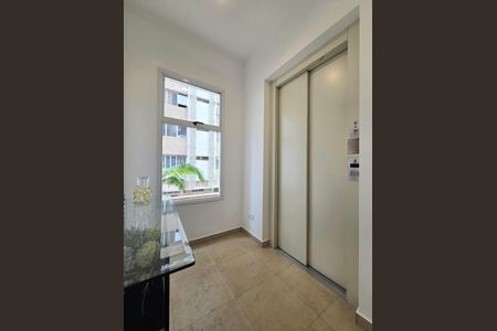 Apartamento para alugar com 140m², 3 quartos e 2 vagas Apartamento para alugar com 140m², 3 quartos e 2 vagasHall de entrada