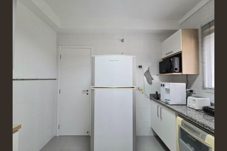 Apartamento para alugar com 140m², 3 quartos e 2 vagas Apartamento para alugar com 140m², 3 quartos e 2 vagasCozinha