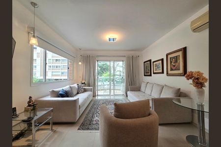 Apartamento para alugar com 140m², 3 quartos e 2 vagas Apartamento para alugar com 140m², 3 quartos e 2 vagasSala