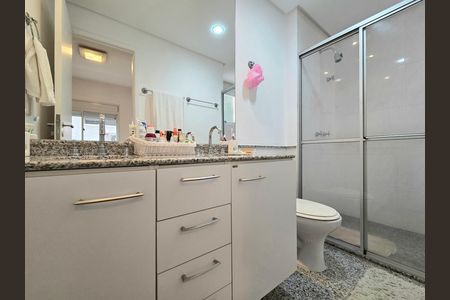 Apartamento para alugar com 140m², 3 quartos e 2 vagas Apartamento para alugar com 140m², 3 quartos e 2 vagasBanheiro da Suíte 1