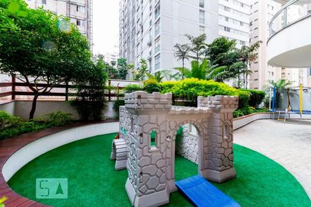 Apartamento para alugar com 140m², 3 quartos e 2 vagas Apartamento para alugar com 140m², 3 quartos e 2 vagasÁrea comum - Playground