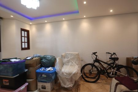 Sala de casa para alugar com 3 quartos, 140m² em Jardim Iva, São Paulo