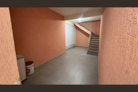 Casa para alugar com 130m², 2 quartos e 2 vagas Casa para alugar com 130m², 2 quartos e 2 vagasTerraço