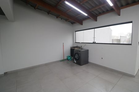 Apartamento à venda com 99m², 2 quartos e 1 vagaÁrea de Serviço