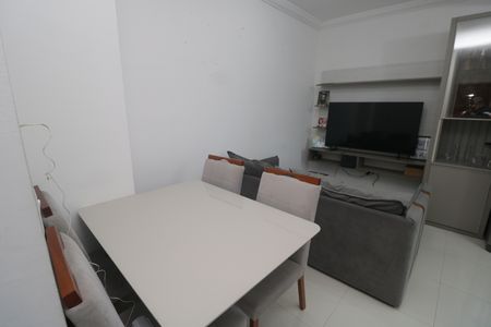 Apartamento à venda com 99m², 2 quartos e 1 vagaSala/Cozinha