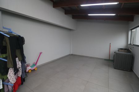Apartamento à venda com 99m², 2 quartos e 1 vagaÁrea de Serviço