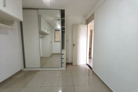 Quarto 1 de apartamento para alugar com 2 quartos, 50m² em Parque Residencial Vila União, Campinas