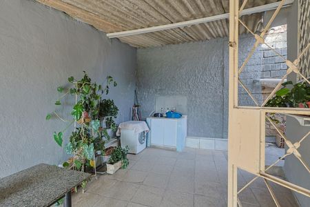 Casa à venda com 205m², 2 quartos e 1 vaga