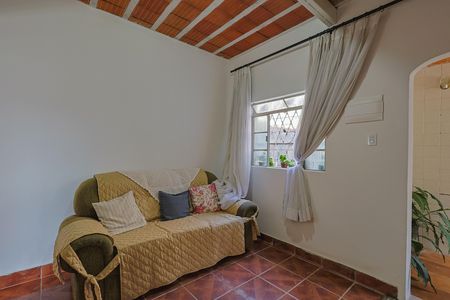 Casa à venda com 205m², 2 quartos e 1 vaga