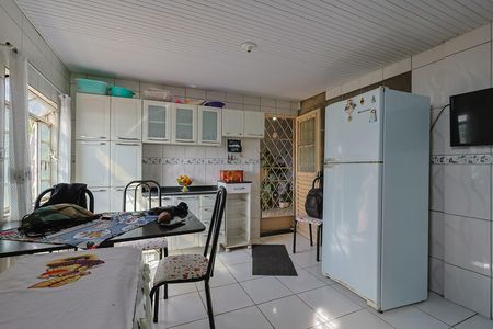 Casa à venda com 205m², 2 quartos e 1 vaga