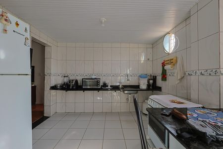Casa à venda com 205m², 2 quartos e 1 vaga