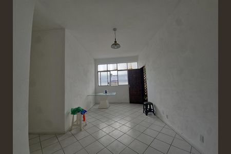 sala de apartamento para alugar com 2 quartos, 50m² em Canela, Salvador