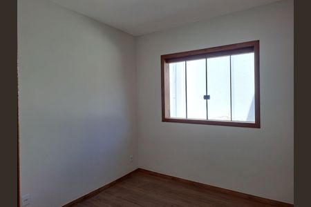 Casa à venda com 180m², 3 quartos e 3 vagas