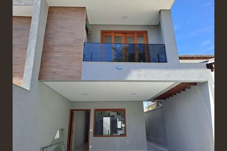 Casa à venda com 180m², 3 quartos e 3 vagas
