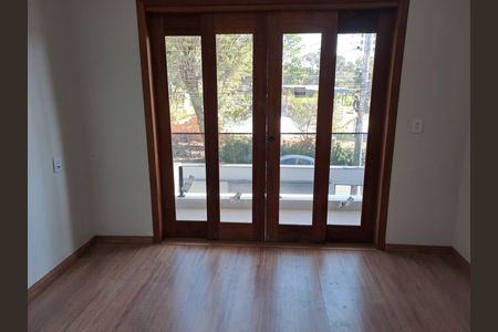 Casa à venda com 180m², 3 quartos e 3 vagas
