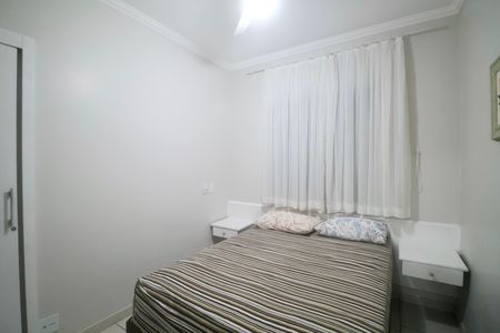Suíte de apartamento para alugar com 2 quartos, 70m² em Jardim Vitoria, Guarujá