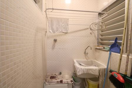 Apartamento para alugar com 70m², 2 quartos e 1 vagaÁrea de Serviço