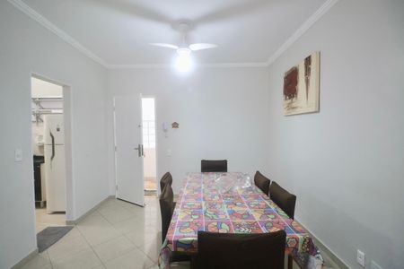 Sala de apartamento para alugar com 2 quartos, 70m² em Jardim Vitoria, Guarujá