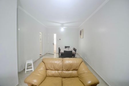 Sala de apartamento para alugar com 2 quartos, 70m² em Jardim Vitoria, Guarujá