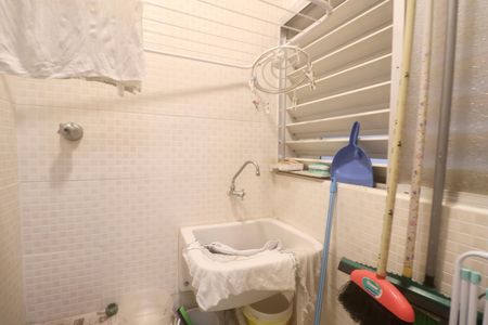 Apartamento para alugar com 70m², 2 quartos e 1 vagaÁrea de Serviço