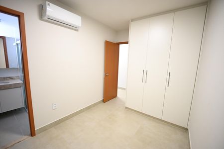 Apartamento para alugar com 74m², 2 quartos e 1 vaga