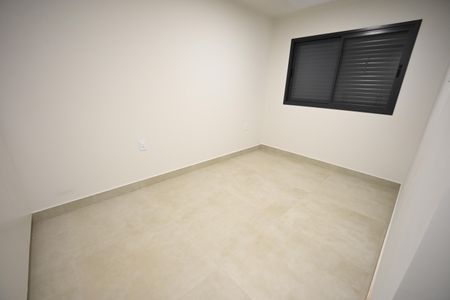 Apartamento para alugar com 74m², 2 quartos e 1 vaga