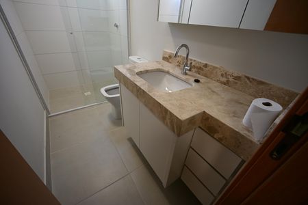 Apartamento para alugar com 74m², 2 quartos e 1 vaga