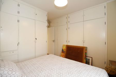 Quarto 2 de apartamento para alugar com 3 quartos, 155m² em Jardim Paulista, São Paulo