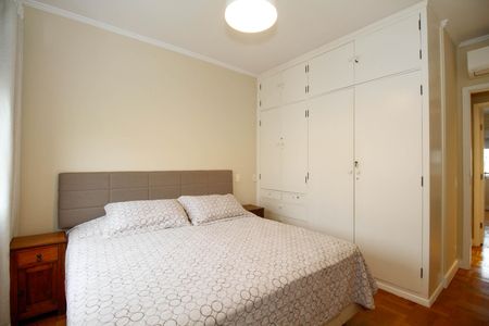 Apartamento à venda com 155m², 3 quartos e 1 vaga Apartamento à venda com 155m², 3 quartos e 1 vagaQuarto 2