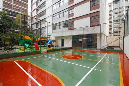 Apartamento à venda com 155m², 3 quartos e 1 vaga Apartamento à venda com 155m², 3 quartos e 1 vagaÁrea Comum - Quadra Poliesportiva