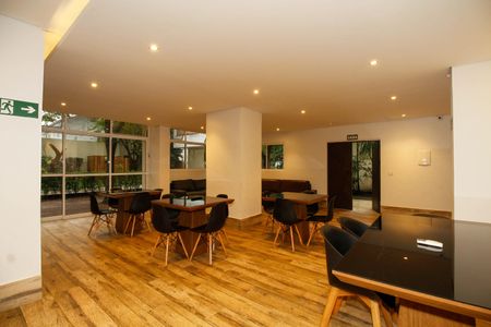 Apartamento à venda com 155m², 3 quartos e 1 vaga Apartamento à venda com 155m², 3 quartos e 1 vagaÁrea Comum - Salão de Festas