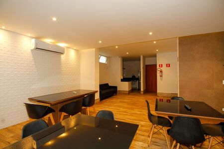 Apartamento à venda com 155m², 3 quartos e 1 vaga Apartamento à venda com 155m², 3 quartos e 1 vagaÁrea Comum - Salão de Festas