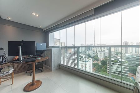 Studio à venda com 33m², 1 quarto e 1 vagaVaranda