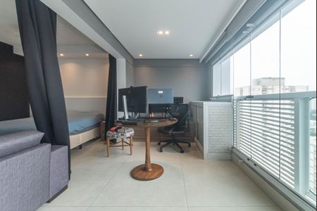 Studio à venda com 33m², 1 quarto e 1 vagaVaranda