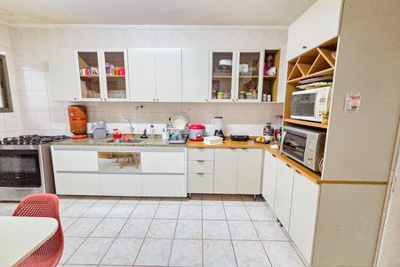 Apartamento para alugar com 92m², 2 quartos e 1 vagaCozinha