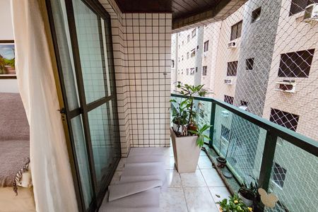 Apartamento para alugar com 92m², 2 quartos e 1 vagaVaranda