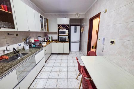 Apartamento para alugar com 92m², 2 quartos e 1 vagaCozinha