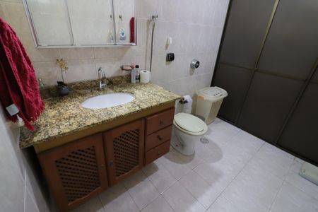 Banheiro da Suíte de casa à venda com 3 quartos, 203m² em Cidade das Flores, Osasco