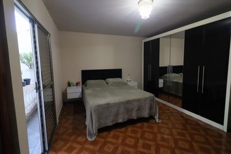 Casa à venda com 203m², 3 quartos e 2 vagasSuíte 1