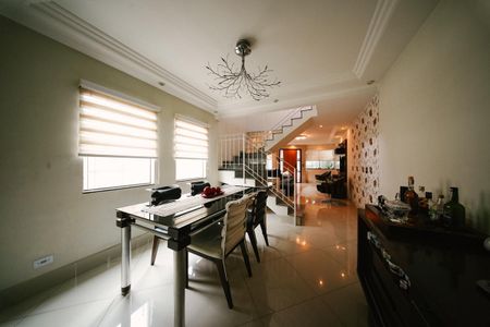 Casa à venda com 3 quartos, 140m² em Jardim Santa Maria, São Paulo