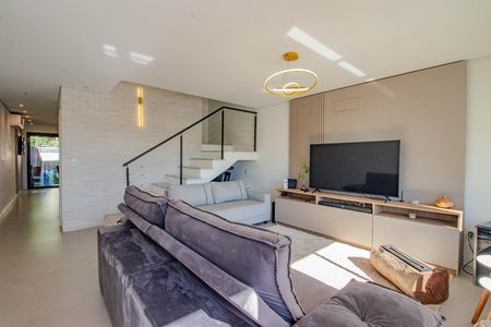 Sala de casa à venda com 3 quartos, 210m² em Vila Jardim, Porto Alegre