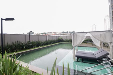 Apartamento à venda com 36m², 2 quartos e sem vaga Apartamento à venda com 36m², 2 quartos e sem vagaPiscina