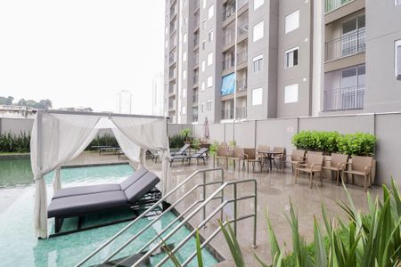 Apartamento à venda com 36m², 2 quartos e sem vaga Apartamento à venda com 36m², 2 quartos e sem vagaPiscina