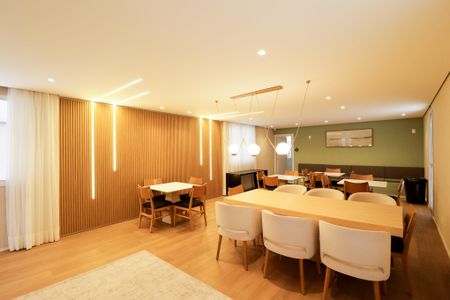 Apartamento à venda com 36m², 2 quartos e sem vaga Apartamento à venda com 36m², 2 quartos e sem vagaSalão de Festas